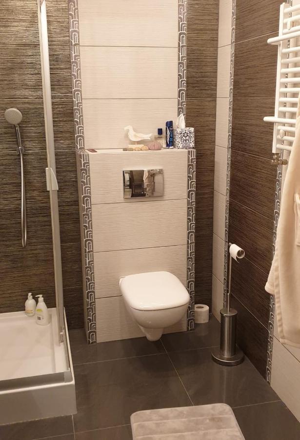 Apartament Amber Z Duzym Tarasem Apartment Kolobrzeg Luaran gambar