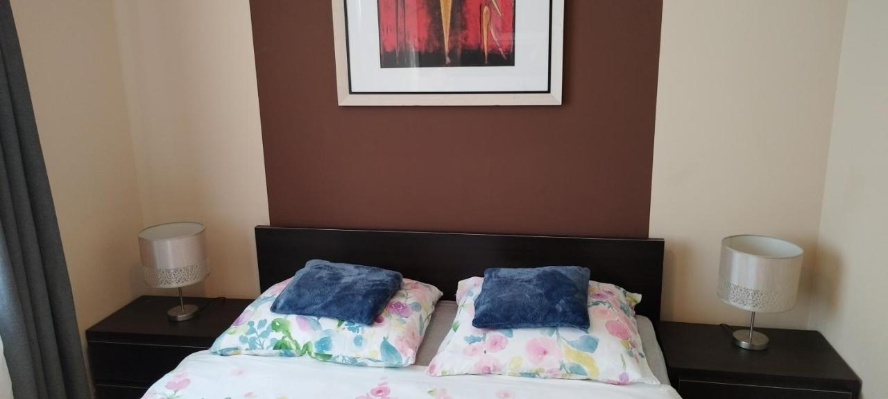 Apartament Amber Z Duzym Tarasem Apartment Kolobrzeg Luaran gambar