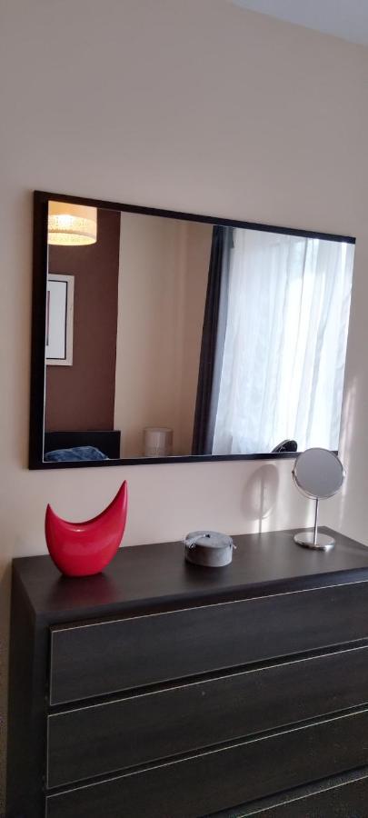 Apartament Amber Z Duzym Tarasem Apartment Kolobrzeg Luaran gambar